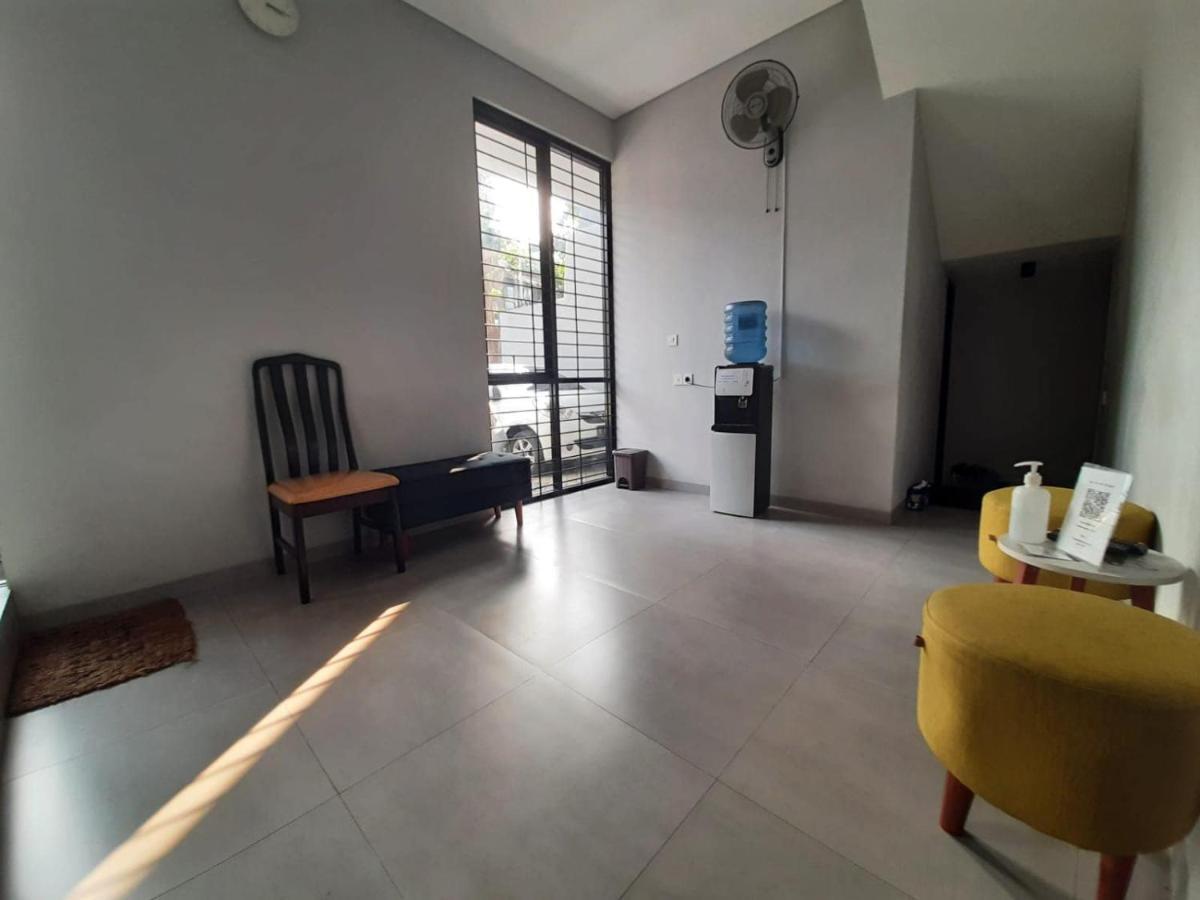 Oyo Life 92770 Cozy Puri 22 Jacarta Exterior foto