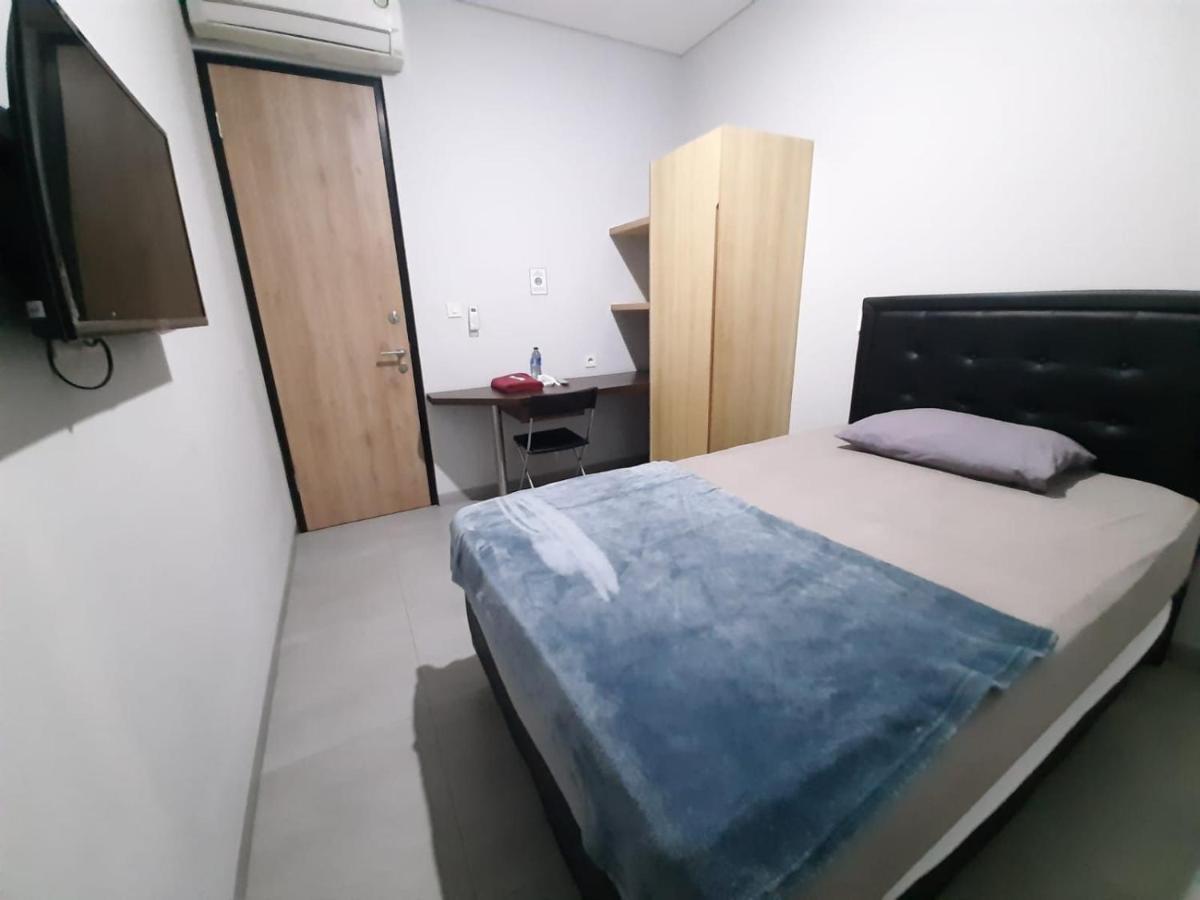 Oyo Life 92770 Cozy Puri 22 Jacarta Exterior foto