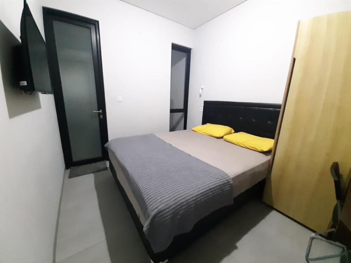 Oyo Life 92770 Cozy Puri 22 Jacarta Exterior foto